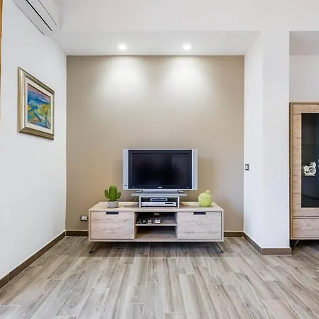 Giulia - Luxury In The Heart Of Διαμέρισμα